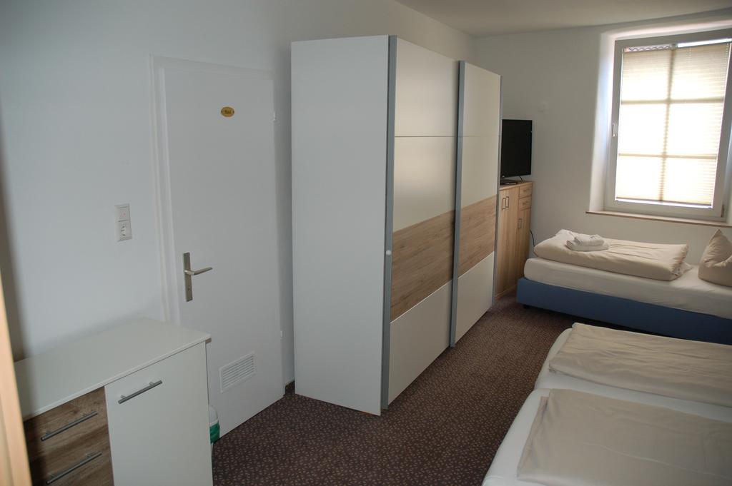 Hotel Kurfuerst Garni ゲルマースハイム 部屋 写真